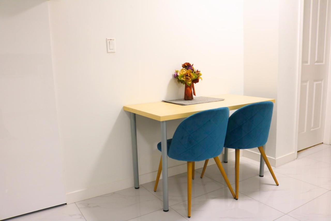 Pristine 3 Beds 2 Washroom Guest Suite 素里 外观 照片